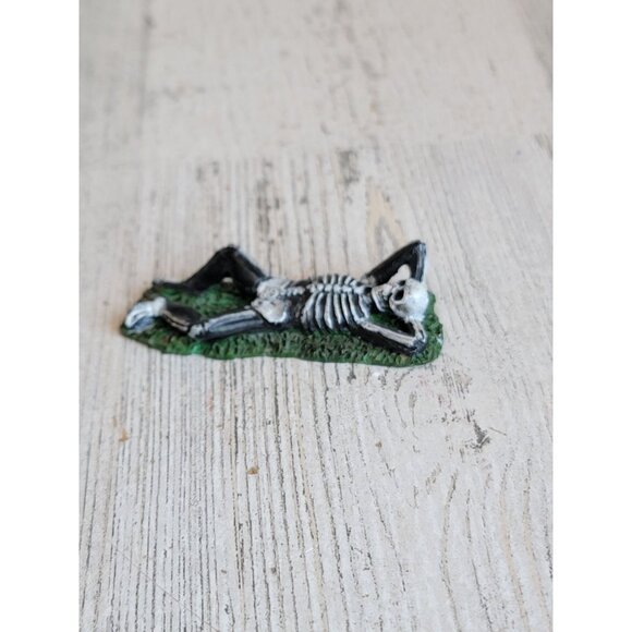 Lemax life is good Skeleton spooky town Halloween Village‎ accessory - Picture 3 of 6